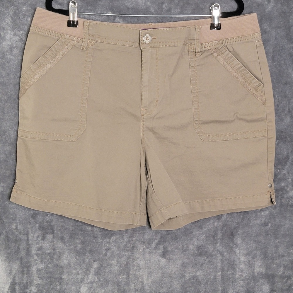 Gloria Vanderbilt Shorts Womens 16 Khaki Navy Blue Amanda Stretch Comfort Waist - Picture 3 of 15